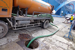 Hút bể phốt tại Dịch Vọng Hậu