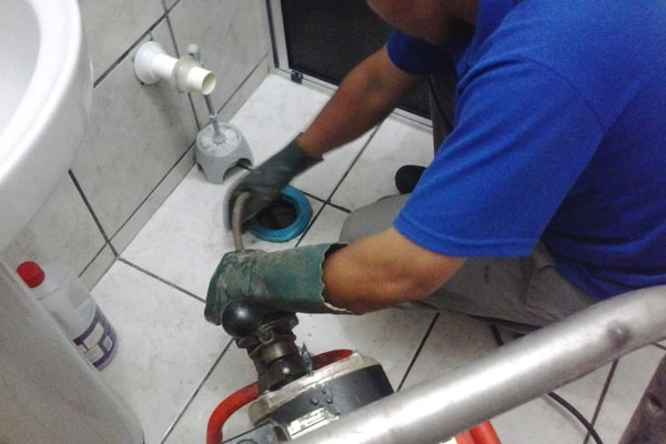 Thông tắc cống tại Nam Từ Liêm