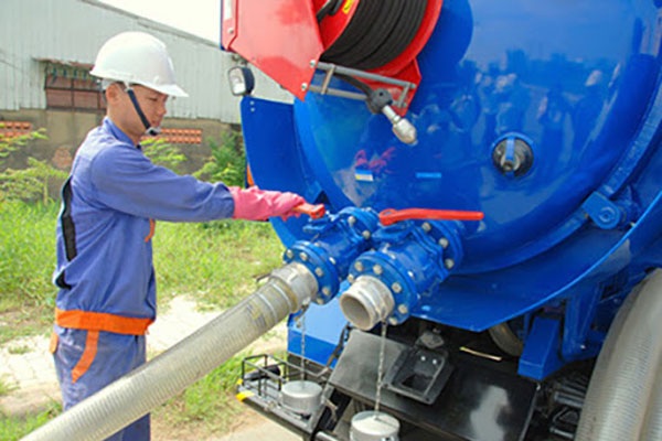 Hút bể phốt tại Phù Cừ