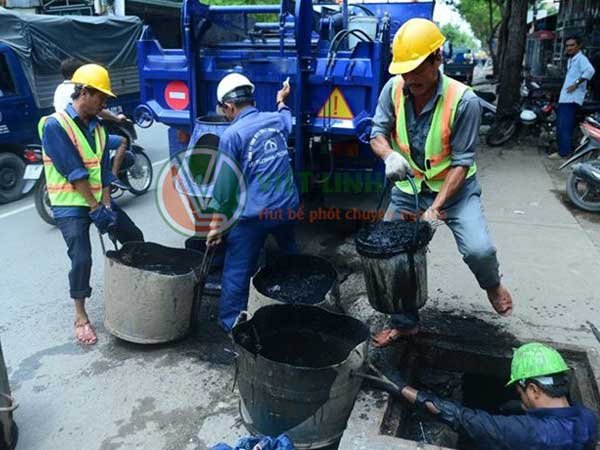 Thông tắc bể phốt tại Hà Đông uy tín