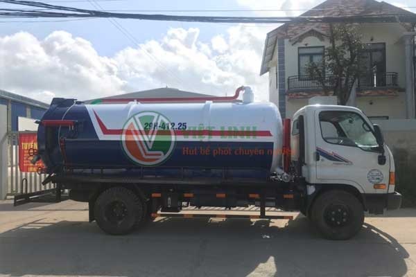 Thông tắc cống, hút bể phốt tại Phú Đô