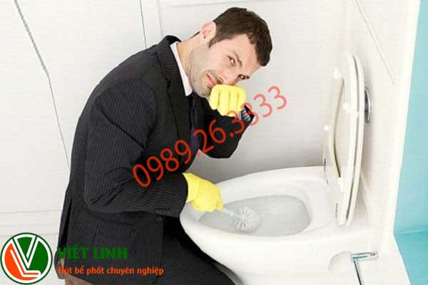 Bể phốt bị tắc nghẽn là bạn khó chịu