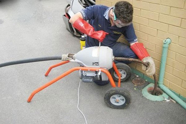 nhân viên đang làm việc tại Sóc Sơn