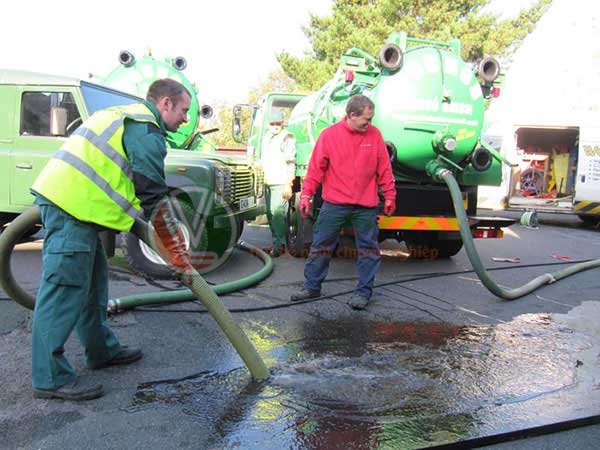 thông cống nghẹt tại quận 4