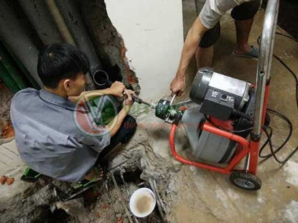 thông tắc bể phốt gia lâm